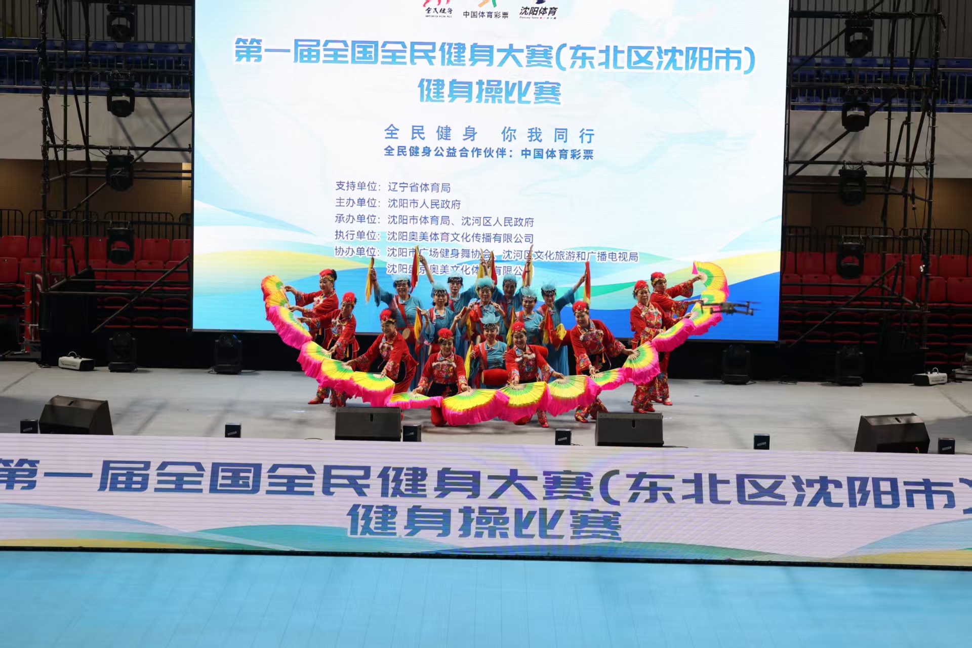 间的协作无