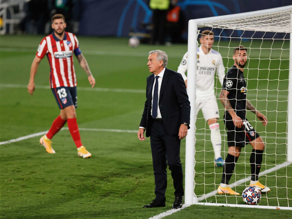 地改变了球 地改变了球