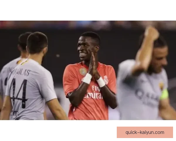 维尼修斯经历生涯低谷后状态回暖，备受关注的表现引发期待